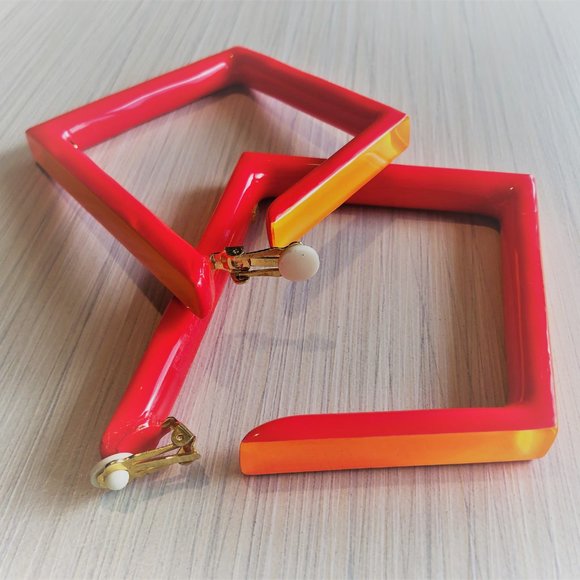 Neon square Clip earrings - Picture 3 of 16